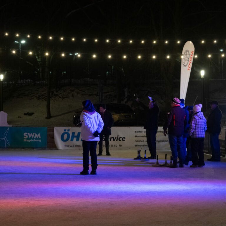 Winterfest mit Eisstockschießen in der Festung Mark