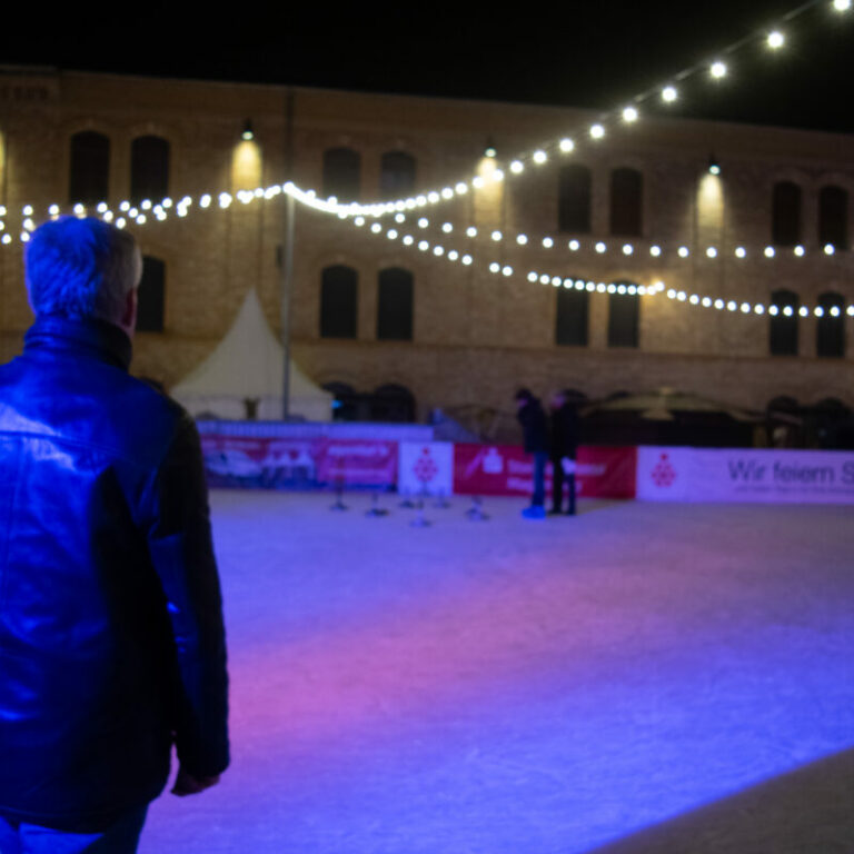 Winterfest mit Eisstockschießen in der Festung Mark