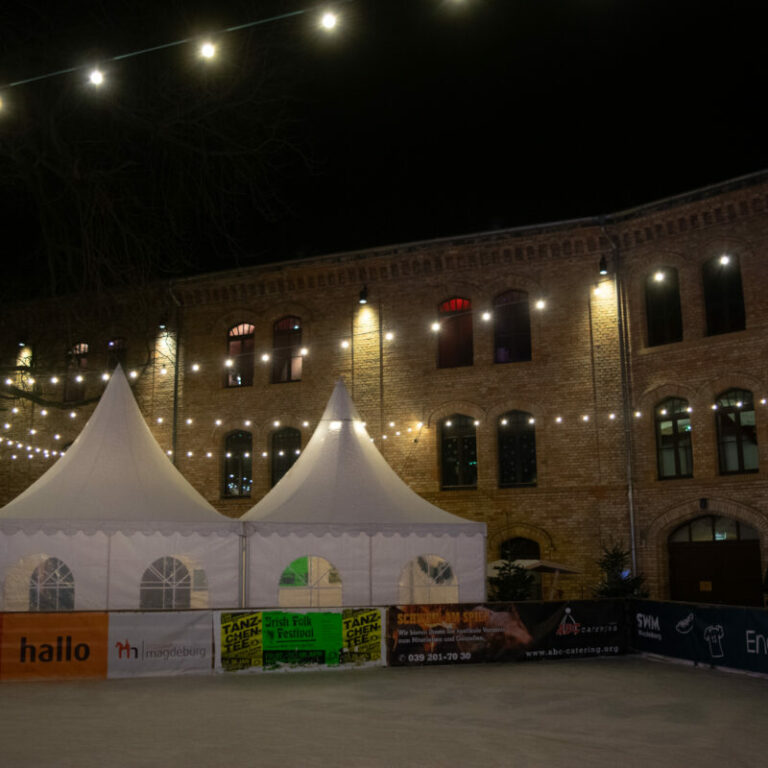 Winterfest mit Eisstockschießen in der Festung Mark