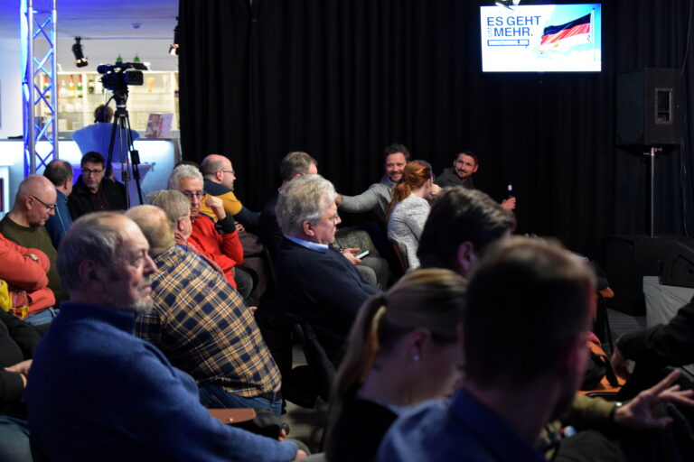 Podiumsdiskussion „Es geht um mehr. Bundestagswahl 2025“