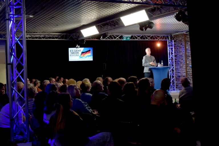 Podiumsdiskussion „Es geht um mehr. Bundestagswahl 2025“