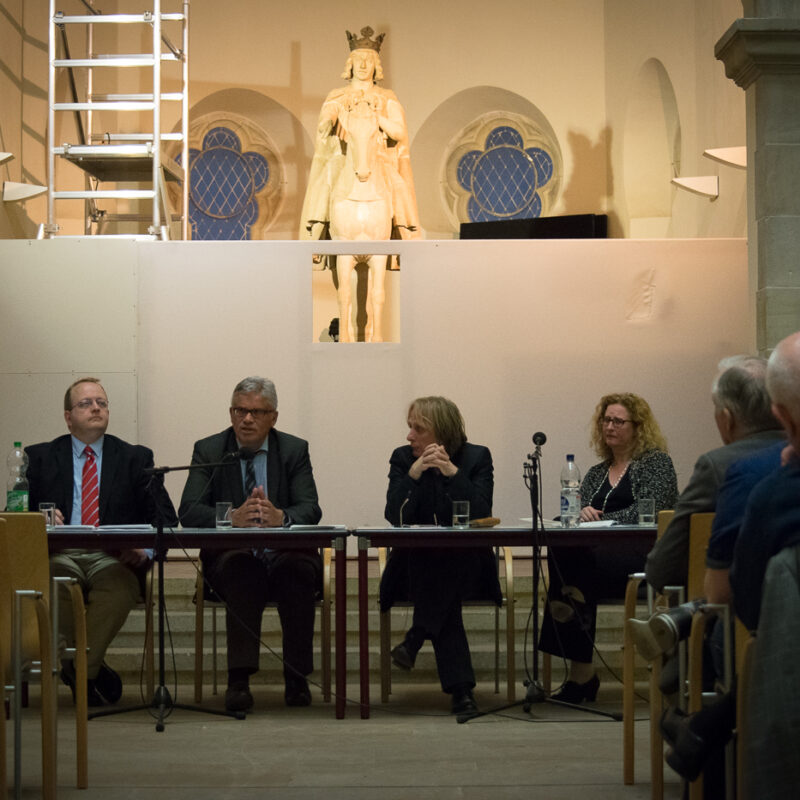 Podiumsgespräch zum Thema „Lost Art – Kulturgutverluste zwischen Recherche, Politik und Museumsarbeit“