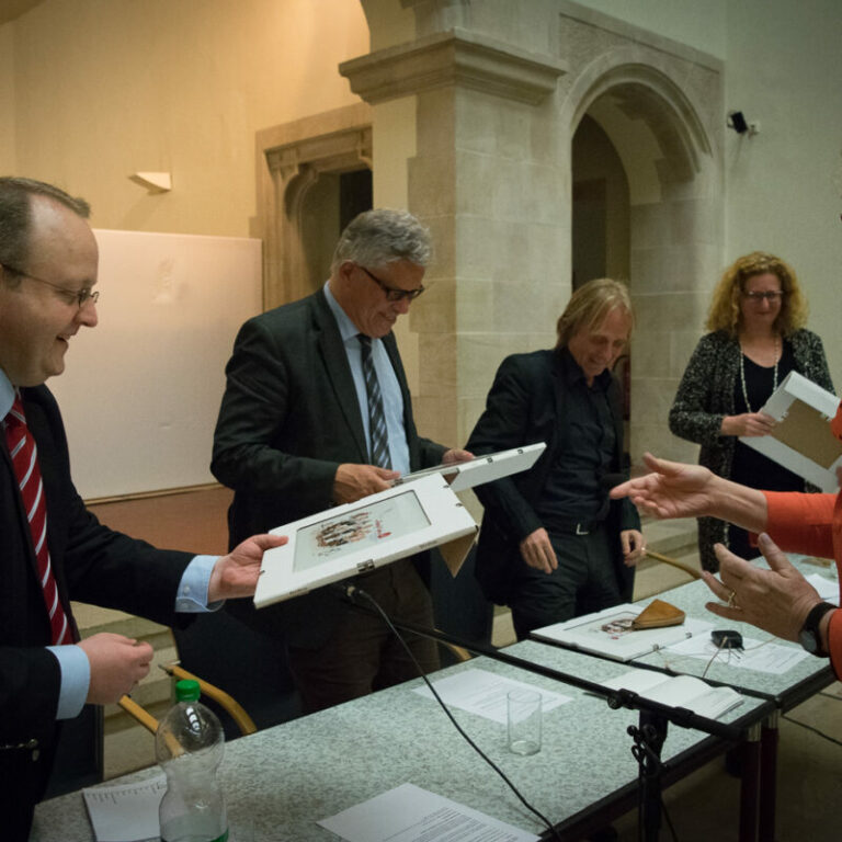 Podiumsgespräch zum Thema „Lost Art – Kulturgutverluste zwischen Recherche, Politik und Museumsarbeit“
