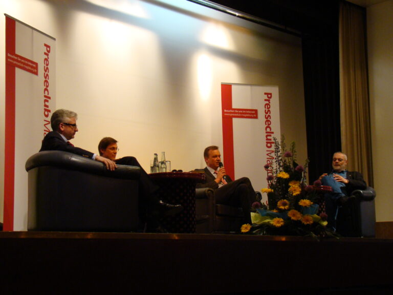 Podiumsdiskussion “Afghanistan — wie weiter?”