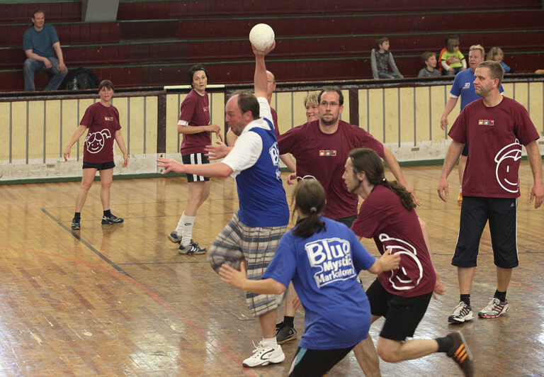 Handball-Benefizturnier des Presseclubs Magdeburg