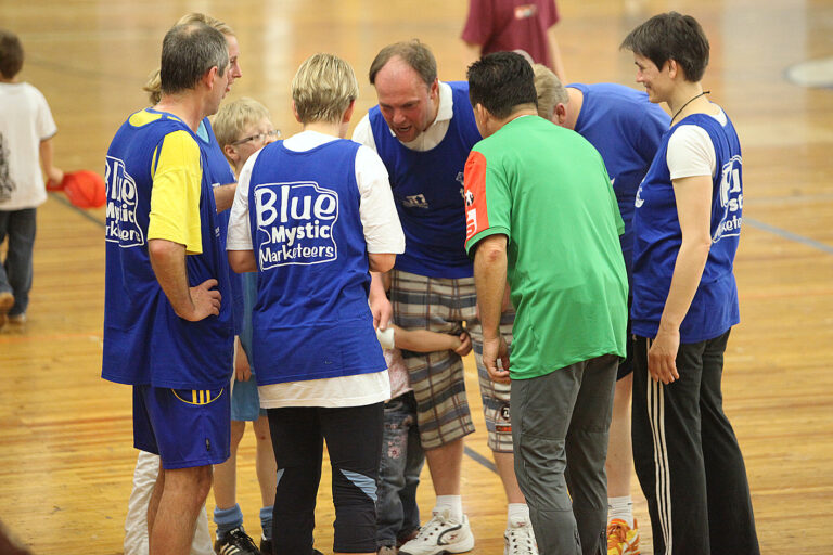 Handball-Benefizturnier des Presseclubs Magdeburg