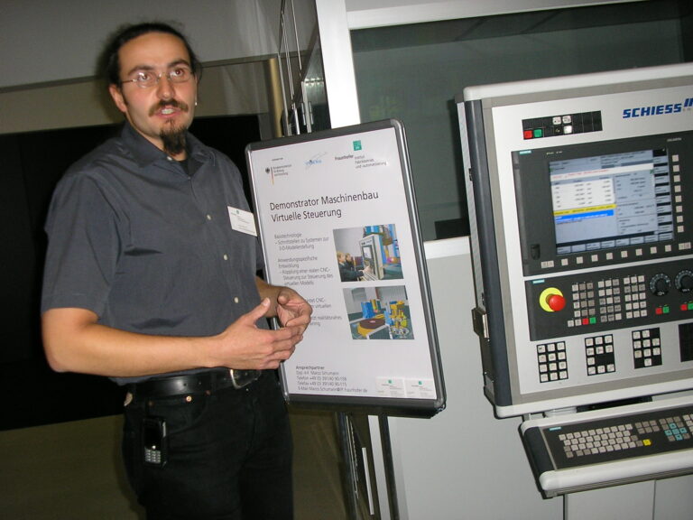Besuch im VDTC des Fraunhofer IFF Magdeburg