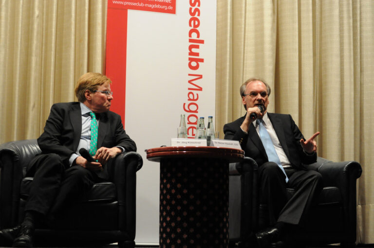 Podiumsdiskussion mit den Spitzenkandidaten zur Landtagswahl 2011 in Sachsen-Anhalt