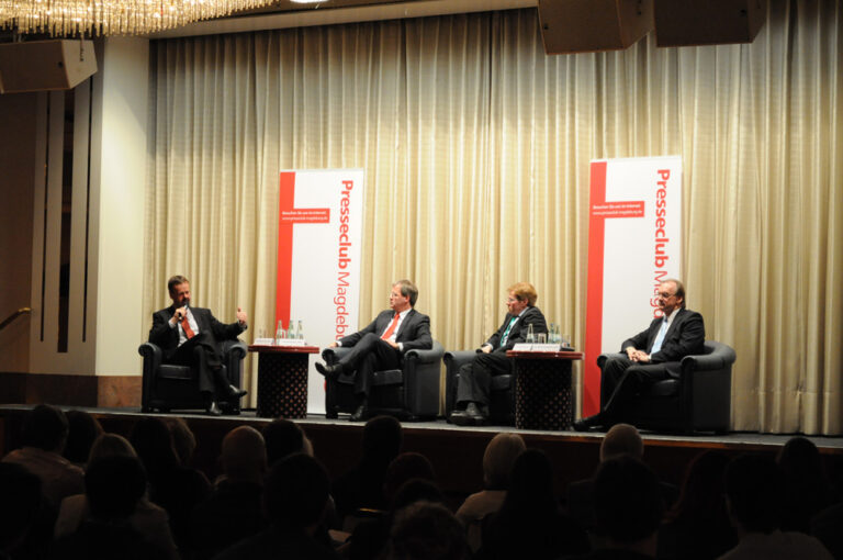 Podiumsdiskussion mit den Spitzenkandidaten zur Landtagswahl 2011 in Sachsen-Anhalt