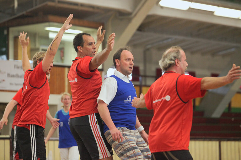Handball-Benefizturnier des Presseclubs Magdeburg