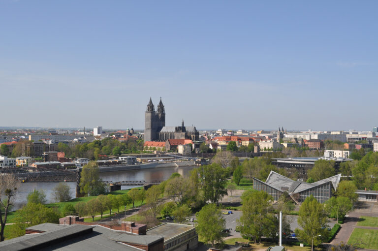 Besuch des Presseclubs Bremerhaven in Magdeburg