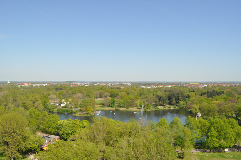 Besuch des Presseclubs Bremerhaven in Magdeburg