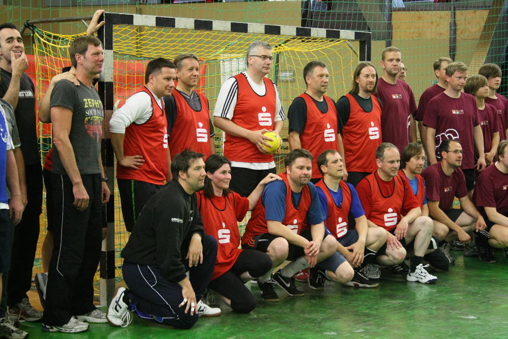 2. Handball-Benefizturnier des Presseclubs am 28. Mai 2011 in der Hermann-Gieseler-Halle (Foto: Günter Hartmann)