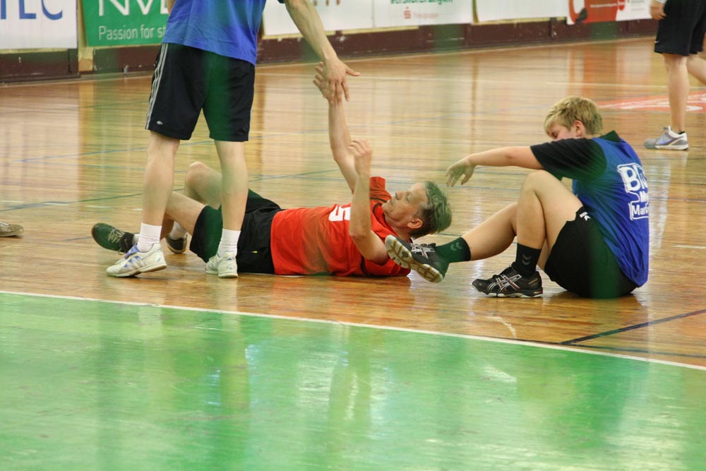 4. Handball-Benefizturnier des Presseclubs Magdeburg am 15.06.2013 in der Hermann-Gieseler-Halle (Foto: Günter Hartmann)