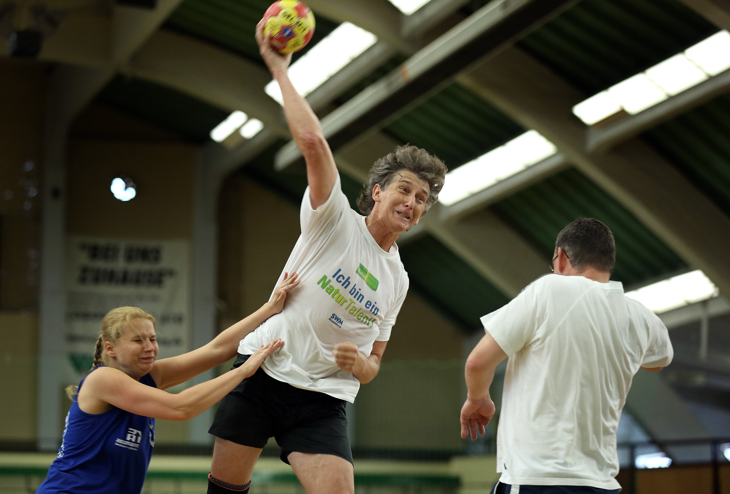 4. Handball-Benefizturnier des Presseclubs Magdeburg am 15.06.2013 in der Hermann-Gieseler-Halle (Foto: © Ron Hartmann)